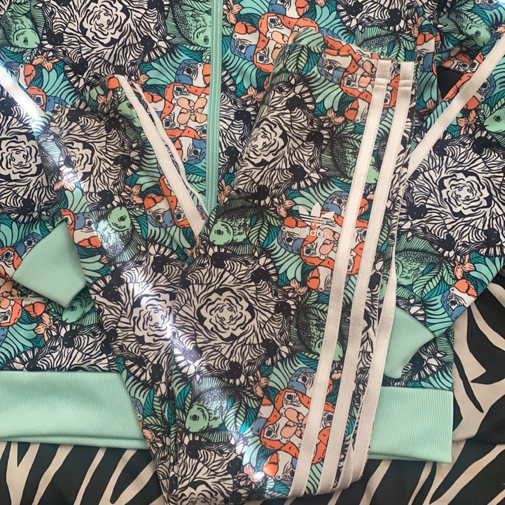 Adidas set - Picture 2 of 6